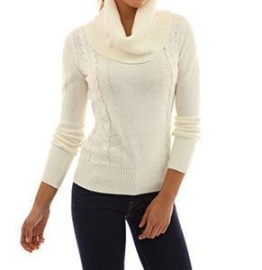 PattyBoutik Ivory Cowl Neck cable sweater, size L